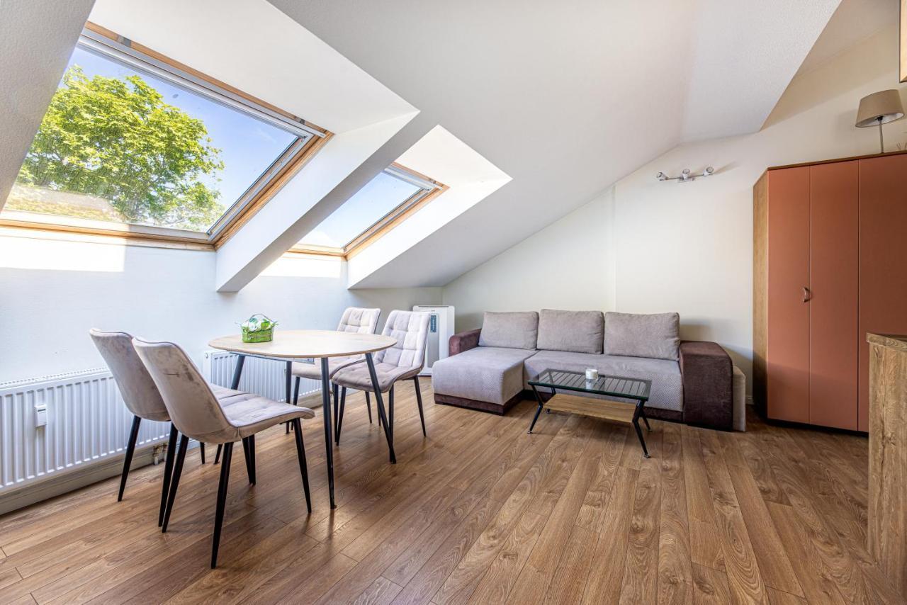 Apartamentai Vakaru Saule Паланга Экстерьер фото
